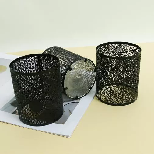 O que faz com que um portador de vela de black metal a escolha de estilo e função?