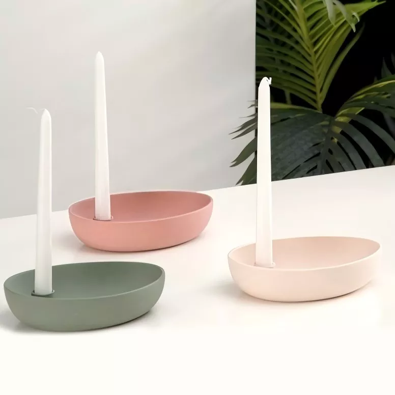 Castiçal de cerâmica oval moderno